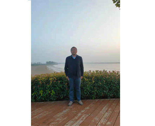 副總裁、合規風(fēng)控總監張新民(mín)